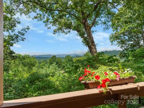 305 Piney Mountain Drive Asheville NC 28805