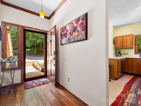 305 Piney Mountain Drive Asheville NC 28805