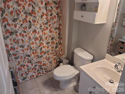 8633 Coralbell Lane Charlotte NC 28213