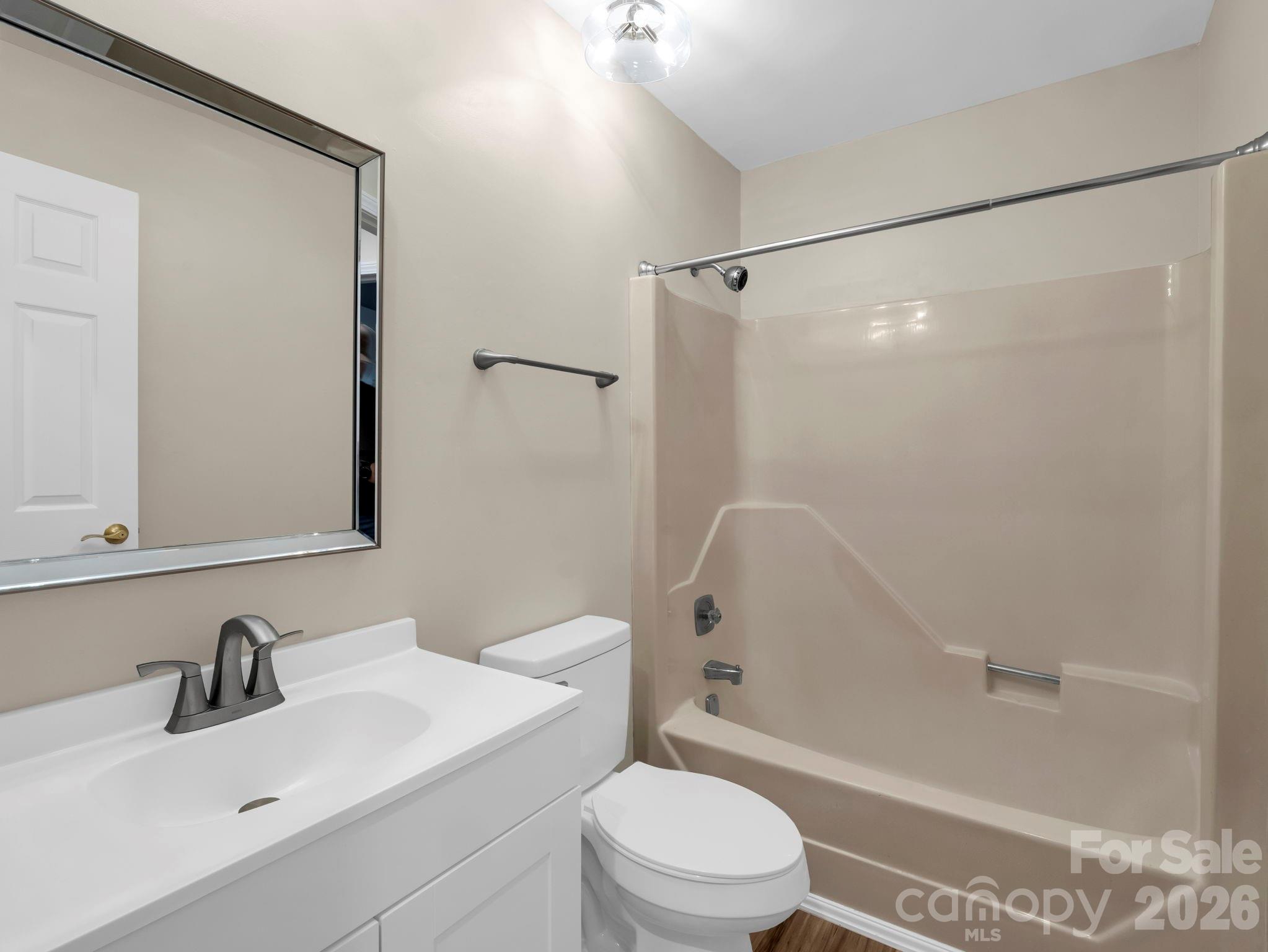 520 Courtwood Lane Hendersonville NC 28739