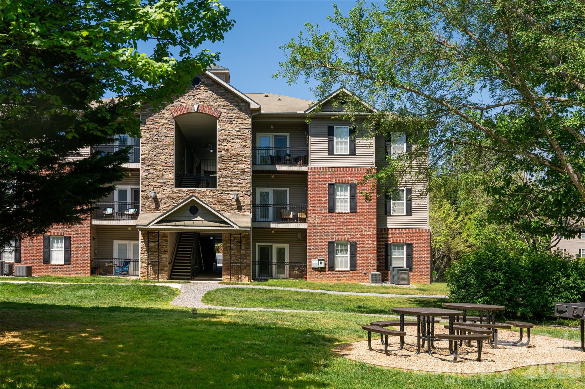 132 Appeldoorn Circle Asheville NC 28803