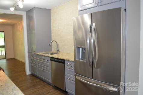 609 Crowfields Lane Asheville NC 28803