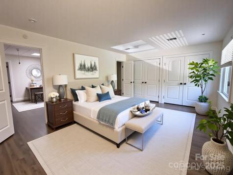 609 Crowfields Lane Asheville NC 28803