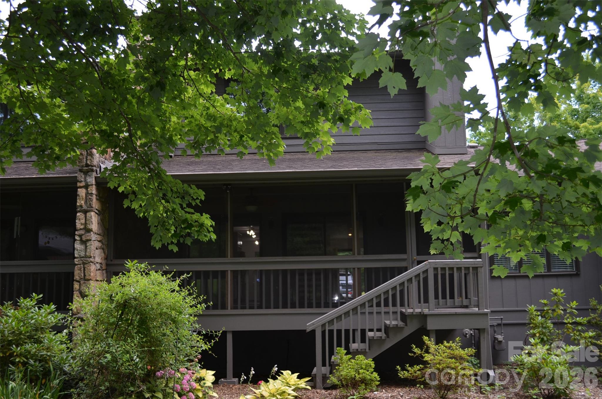 609 Crowfields Lane Asheville NC 28803