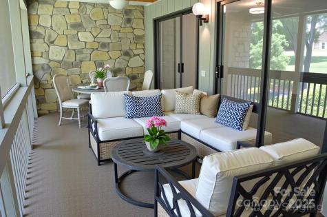 609 Crowfields Lane Asheville NC 28803