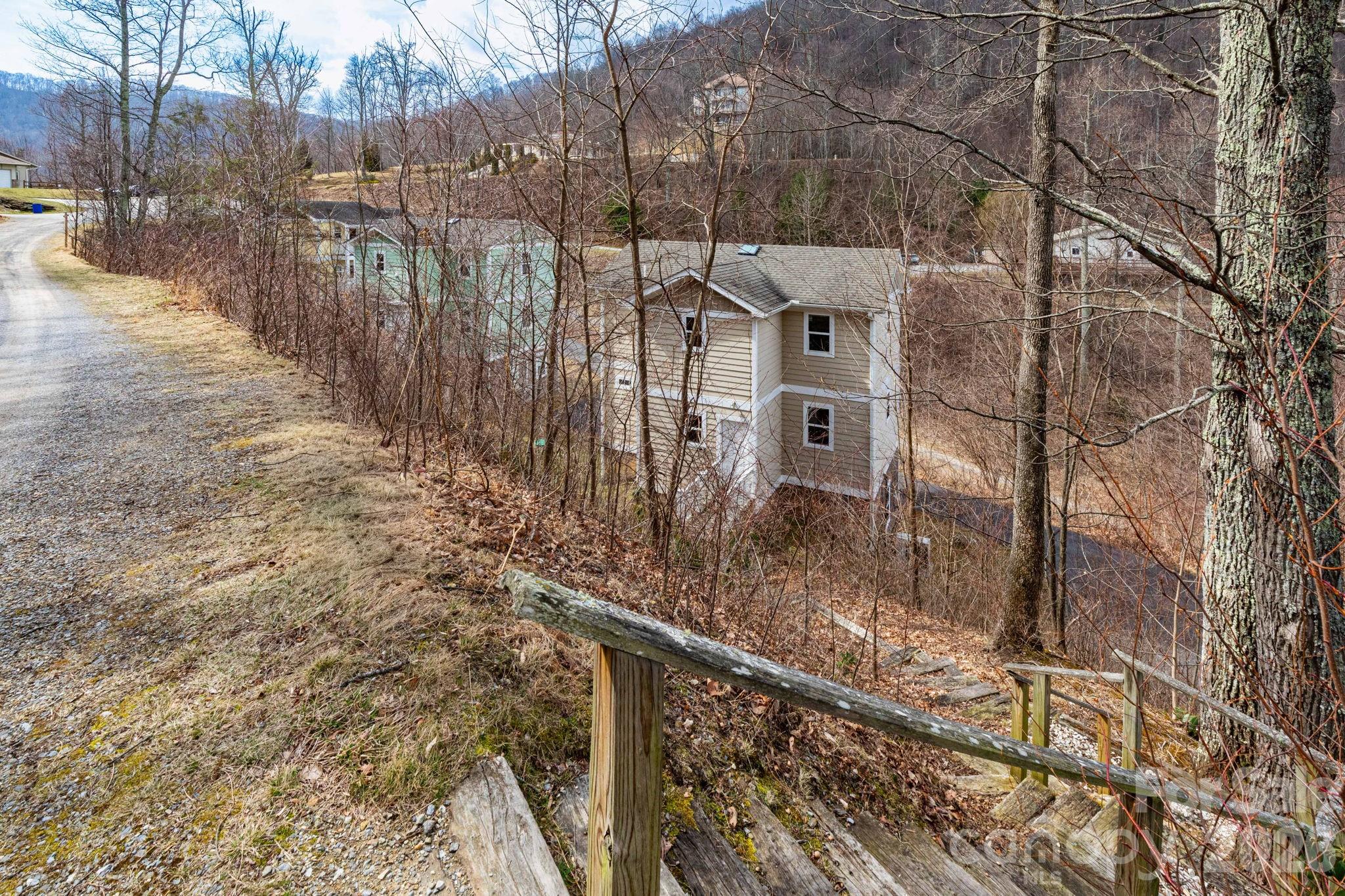 14 Lila Lane Clyde NC 28721