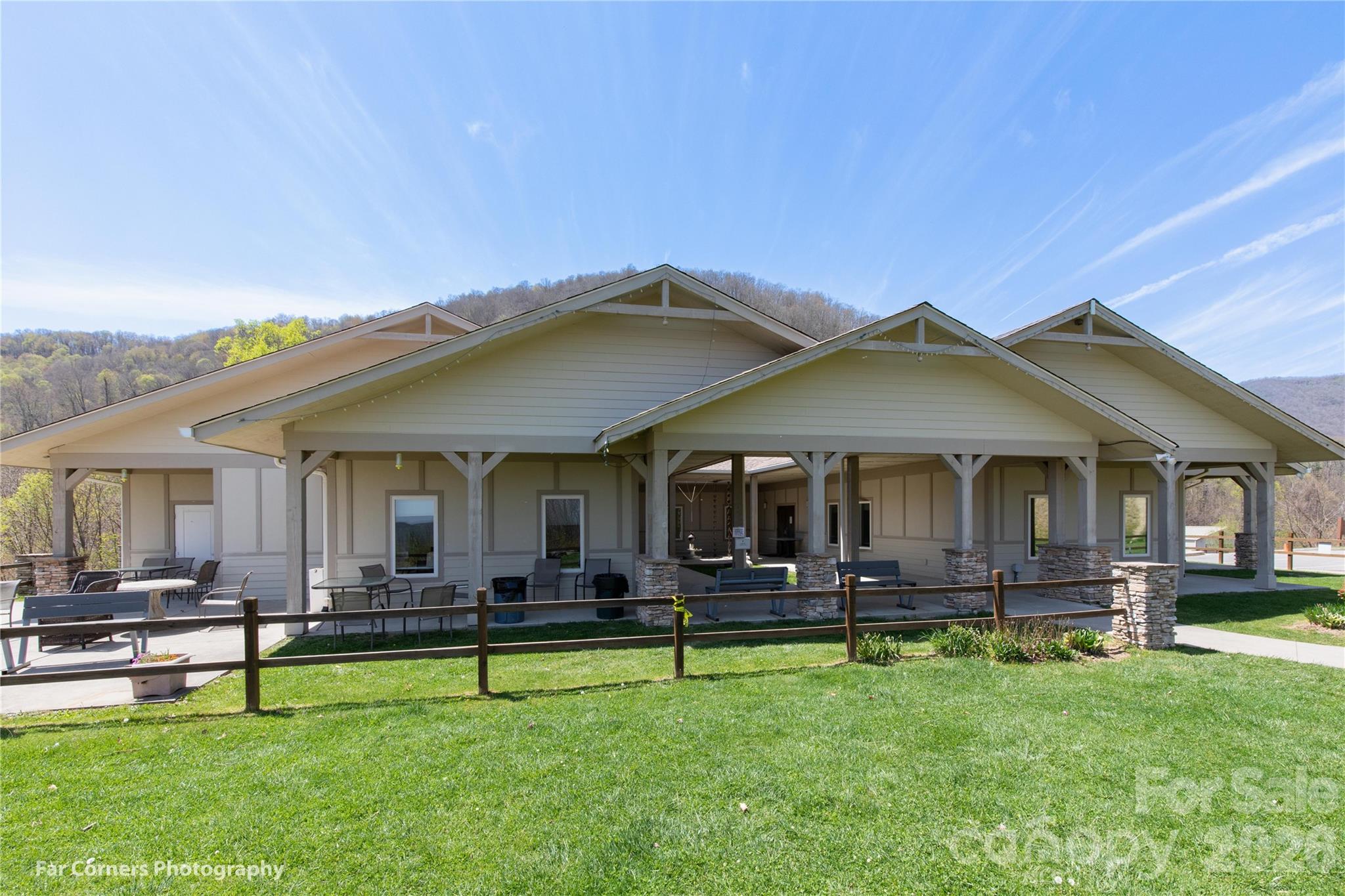 14 Lila Lane Clyde NC 28721