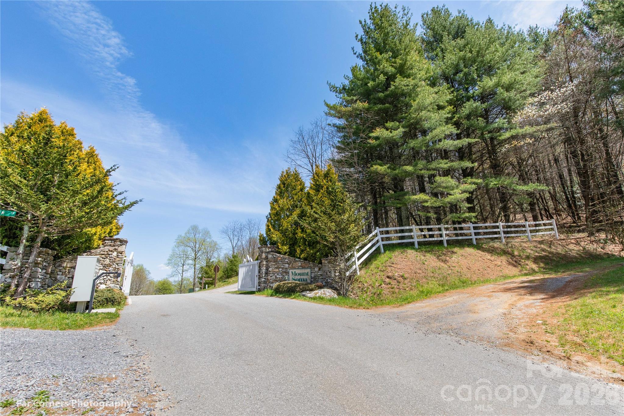 14 Lila Lane Clyde NC 28721