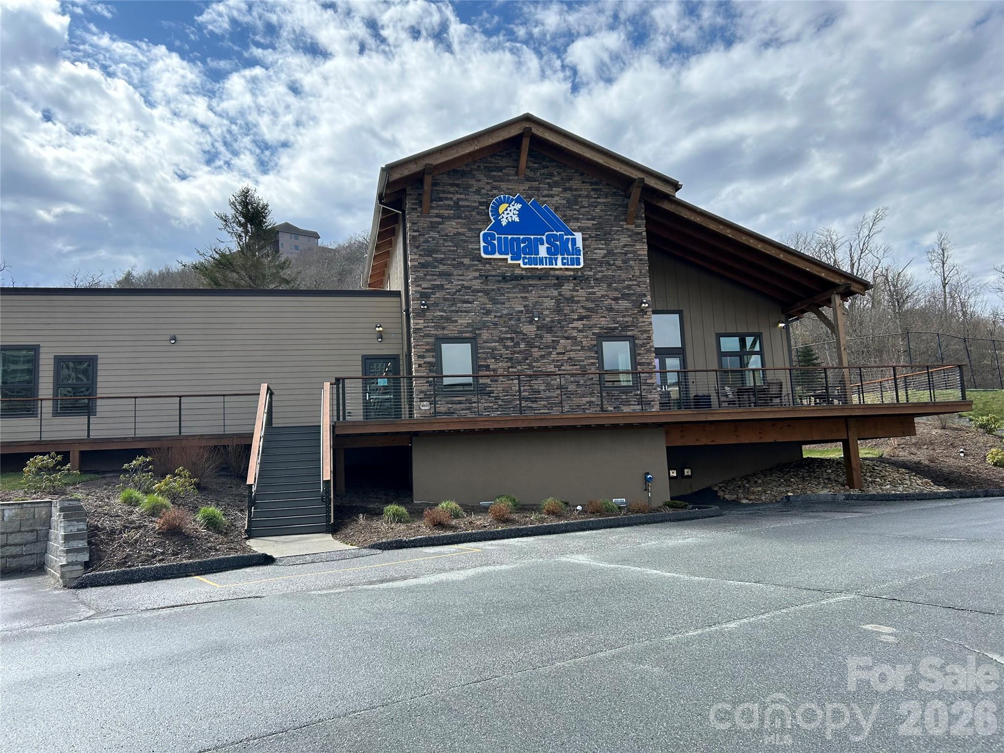 106 Sugar Ski Drive Sugar Mountain NC 28604