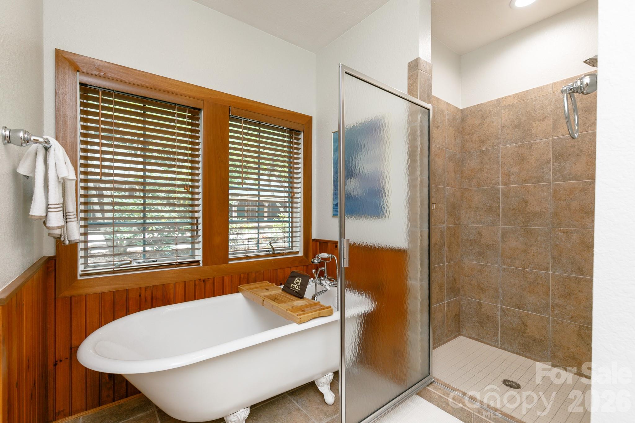 222 Creekside Way Burnsville NC 28714