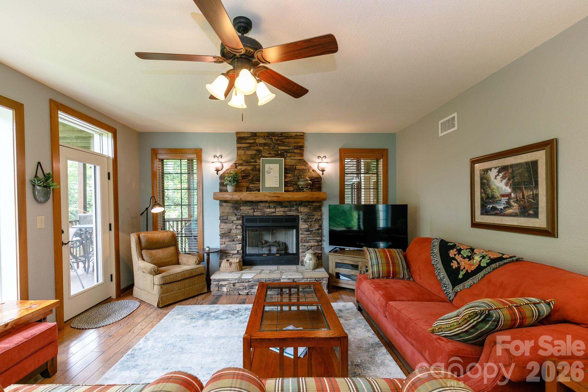 222 Creekside Way Burnsville NC 28714