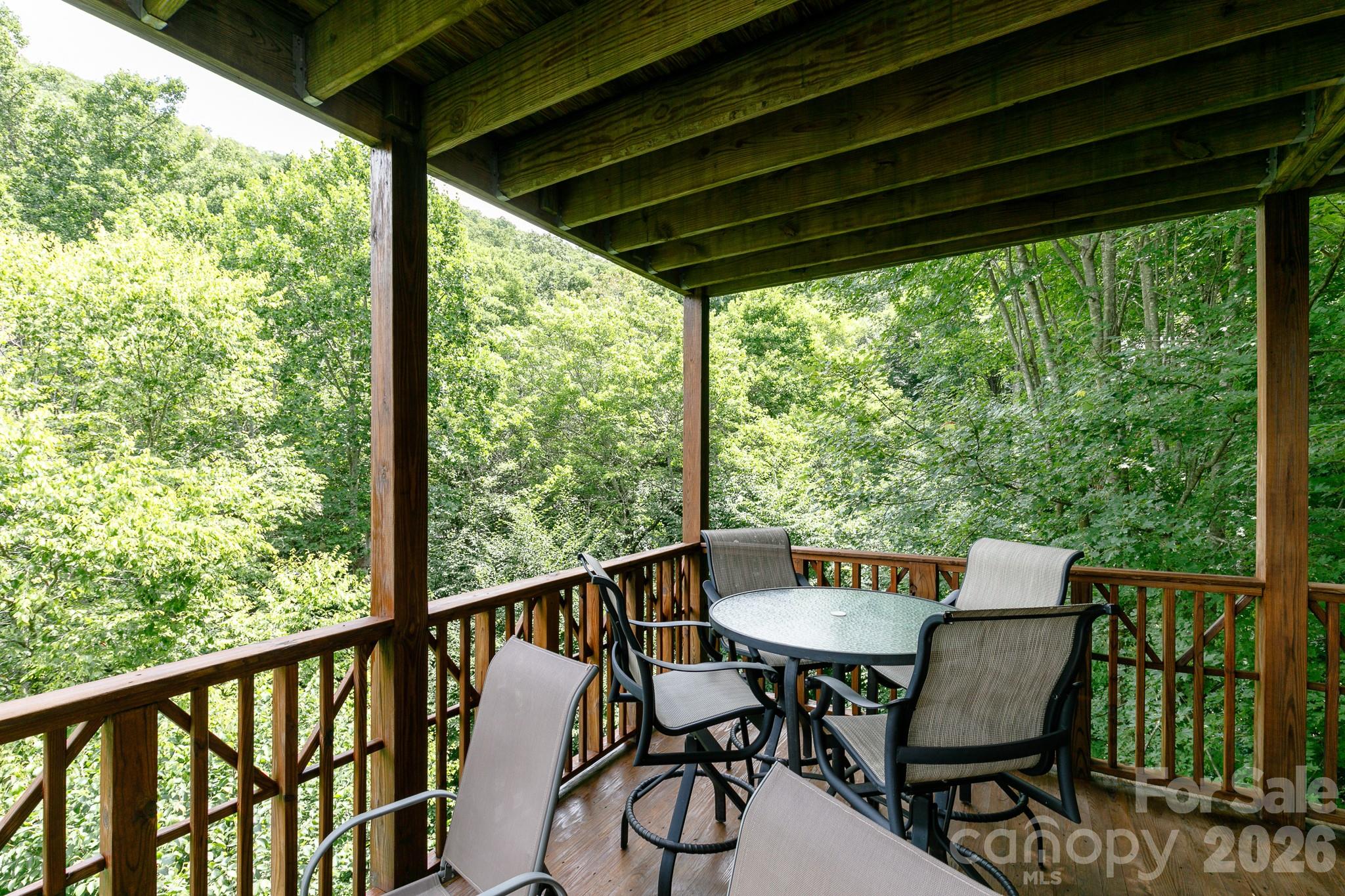 222 Creekside Way Burnsville NC 28714