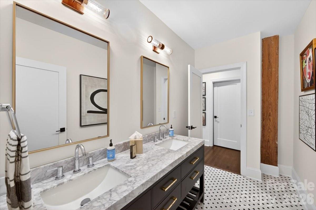310 Arlington Avenue Charlotte NC 28203