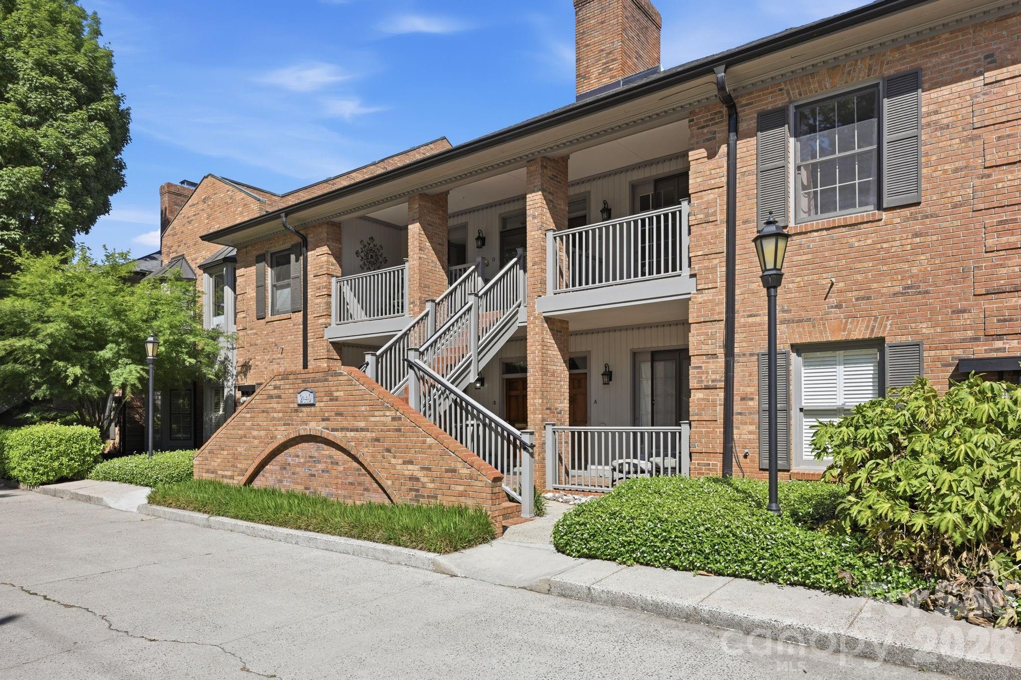 2440 Selwyn Avenue Charlotte NC 28209
