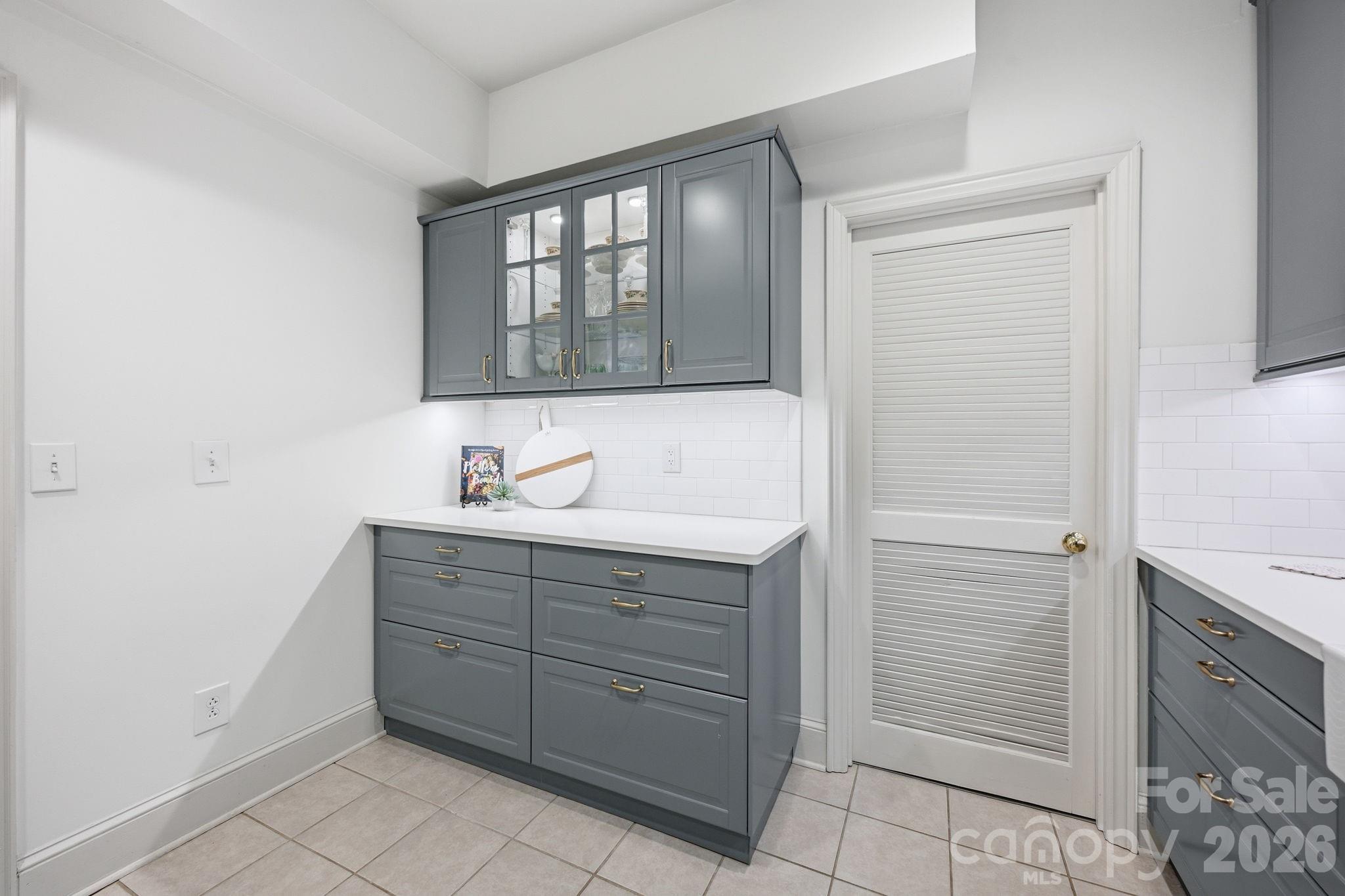2440 Selwyn Avenue Charlotte NC 28209