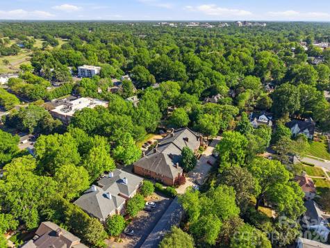 2440 Selwyn Avenue Charlotte NC 28209