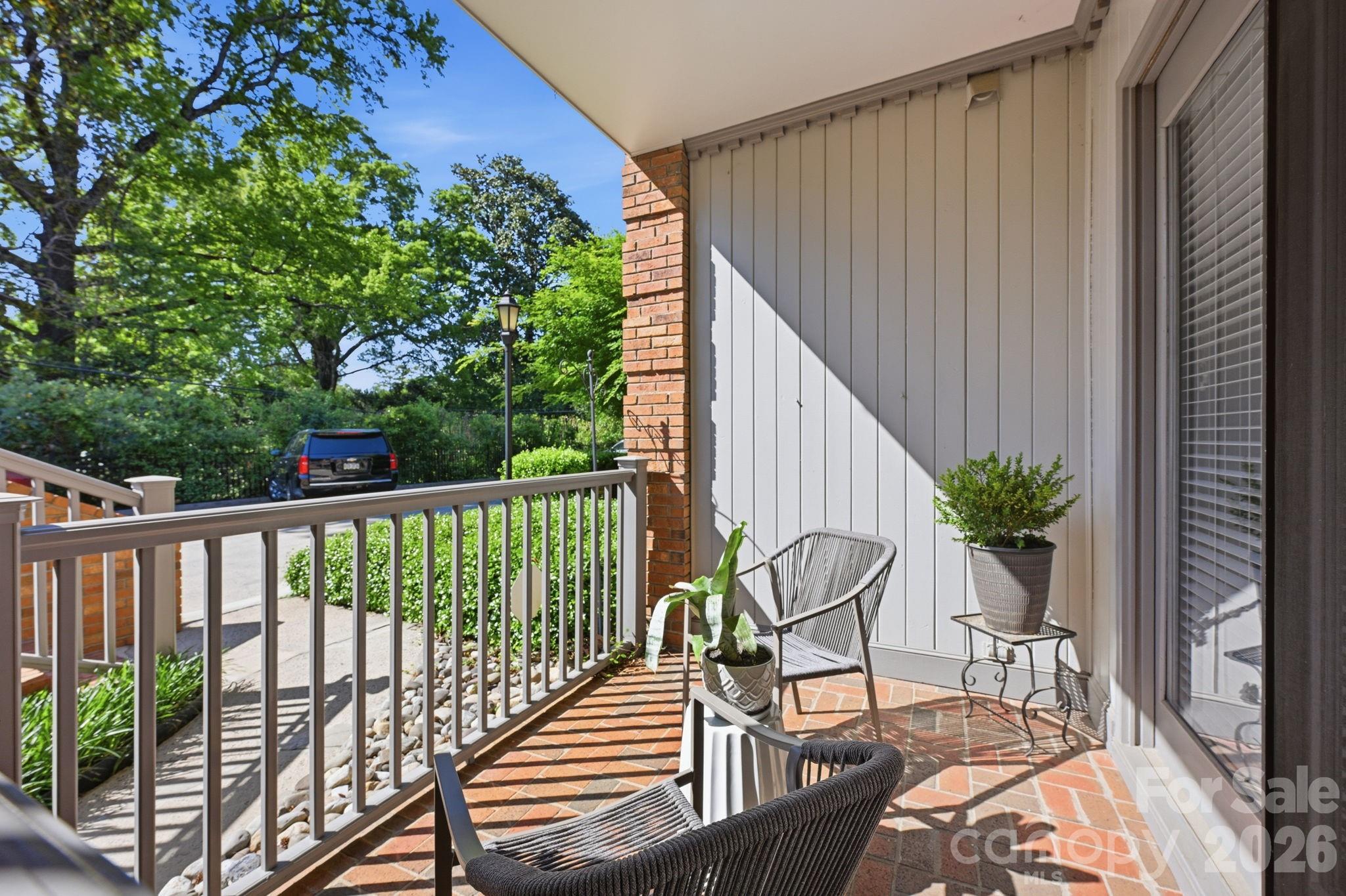 2440 Selwyn Avenue Charlotte NC 28209