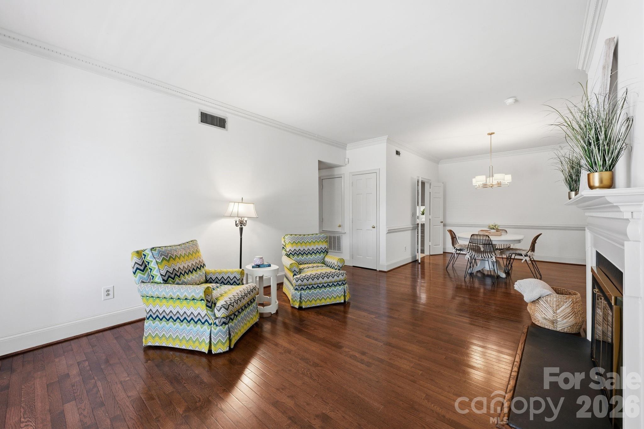 2440 Selwyn Avenue Charlotte NC 28209