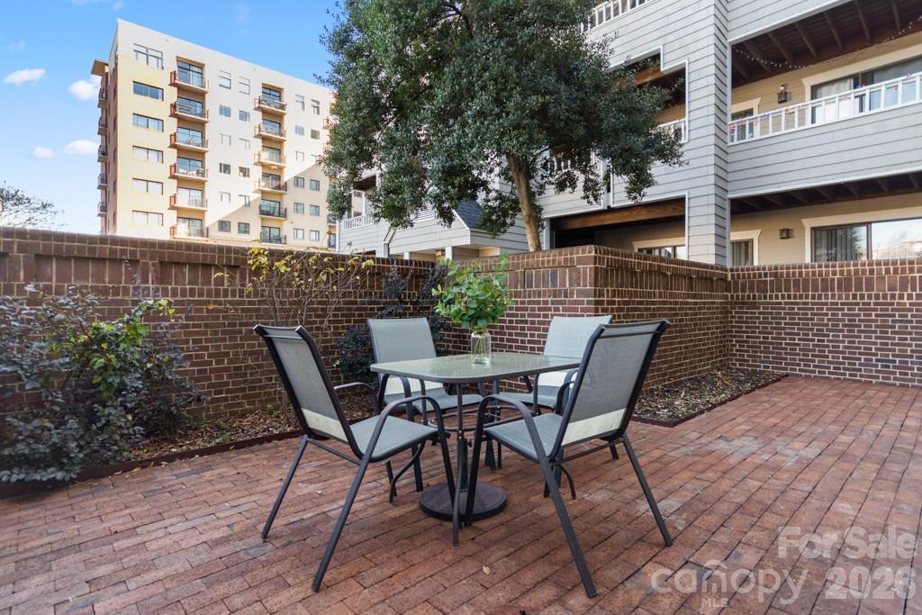 212 W 10th Street Charlotte NC 28202