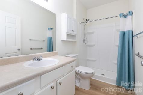 400 Vista Lake Drive Candler NC 28715