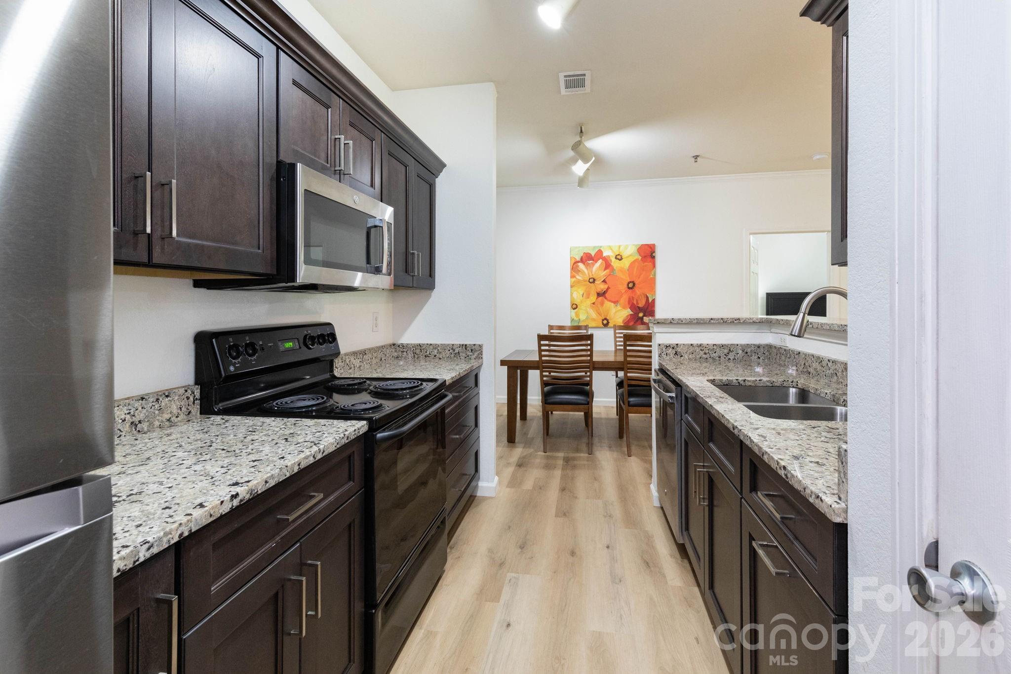 400 Vista Lake Drive Candler NC 28715