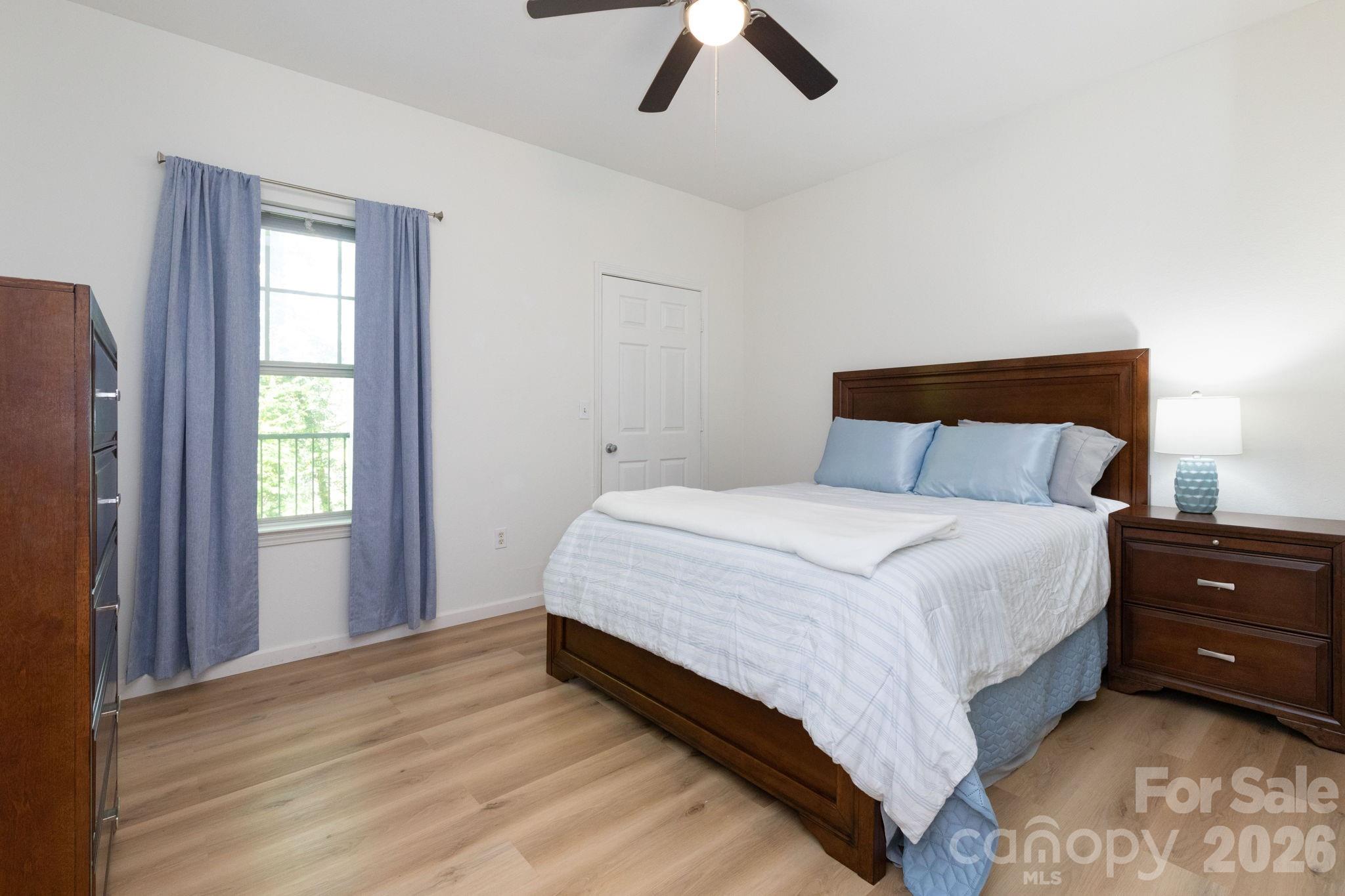 400 Vista Lake Drive Candler NC 28715