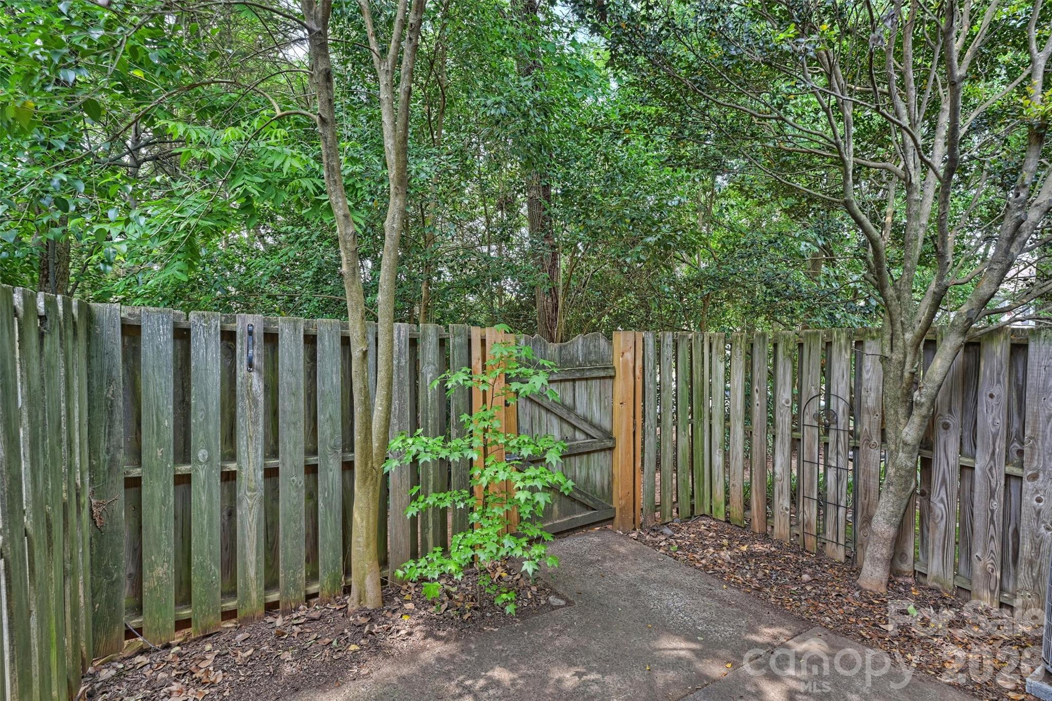 3131 Heathstead Place Charlotte NC 28210