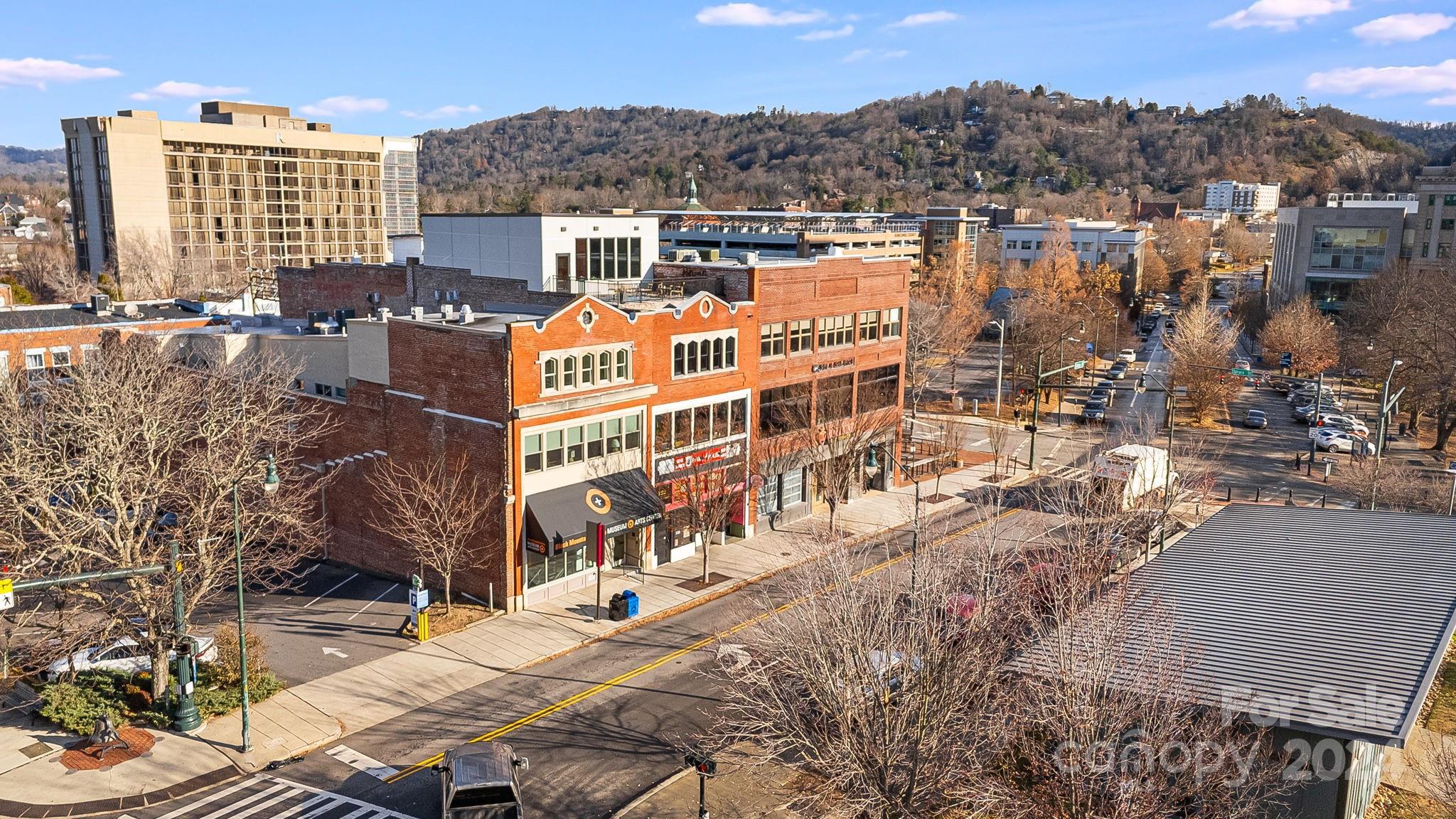122 College Street Asheville NC 28801