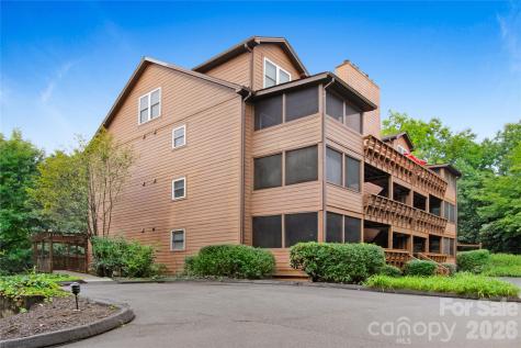 157 Toxaway Views Drive Lake Toxaway NC 28747