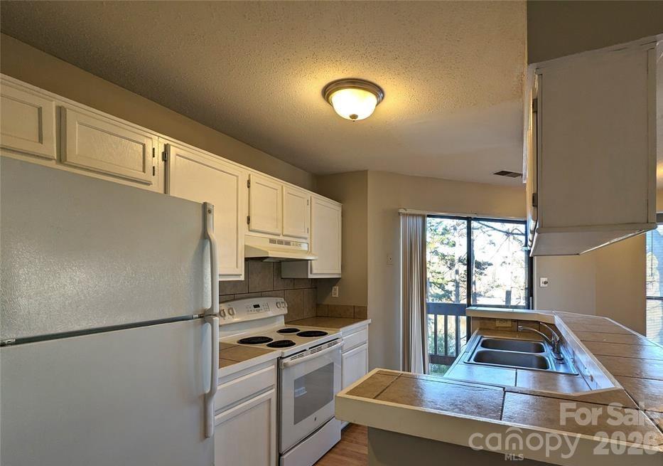 8137 Cedar Glen Drive Charlotte NC 28212