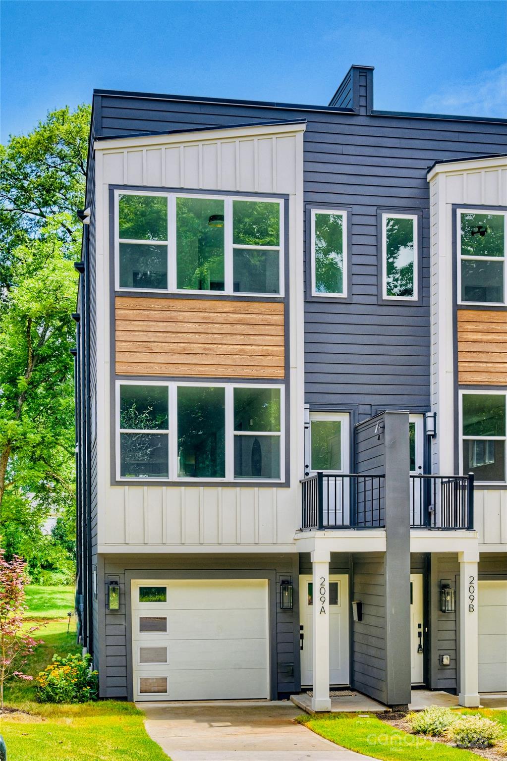 209 Coxe Avenue Charlotte NC 28208