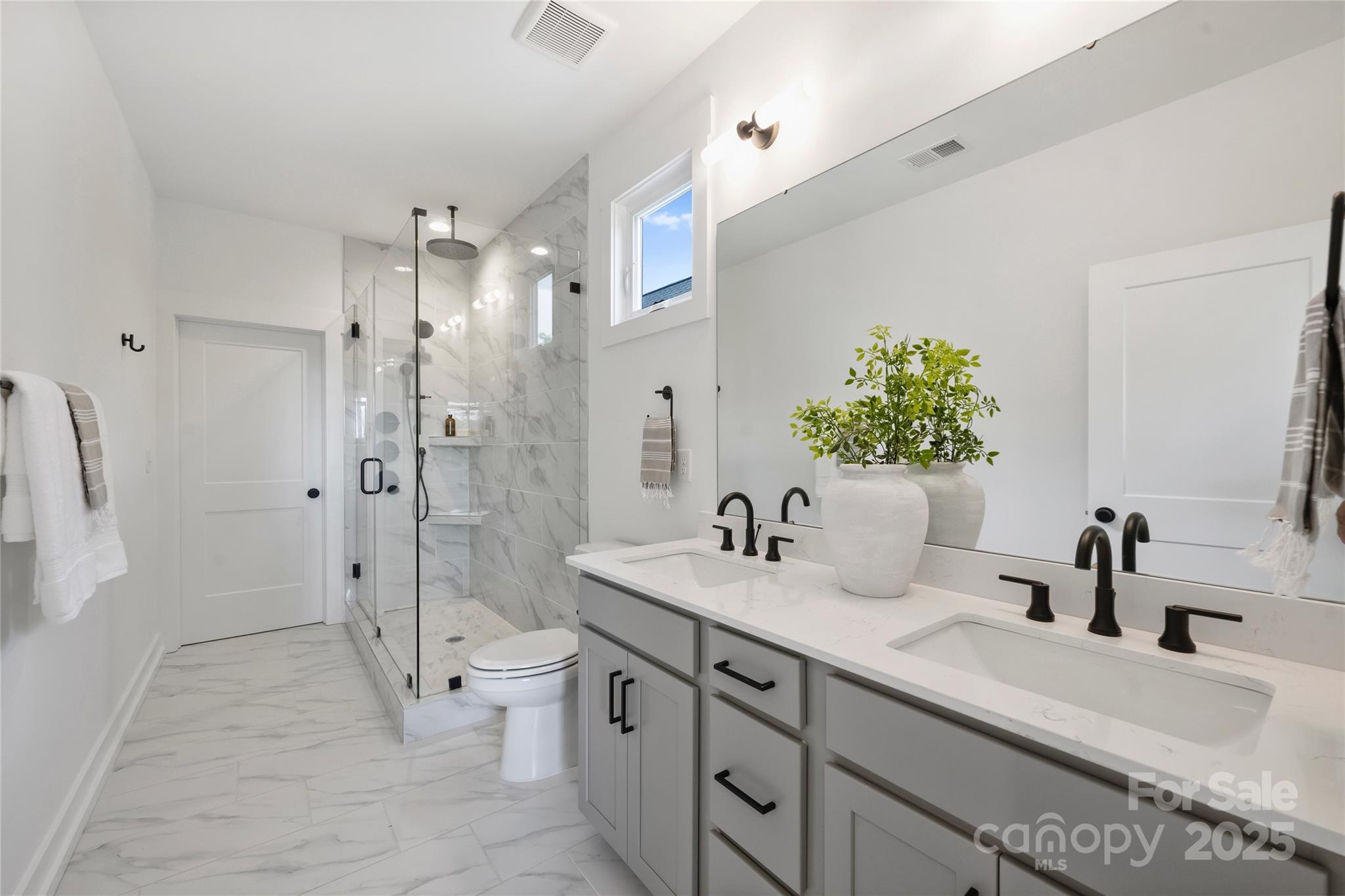 209 Coxe Avenue Charlotte NC 28208
