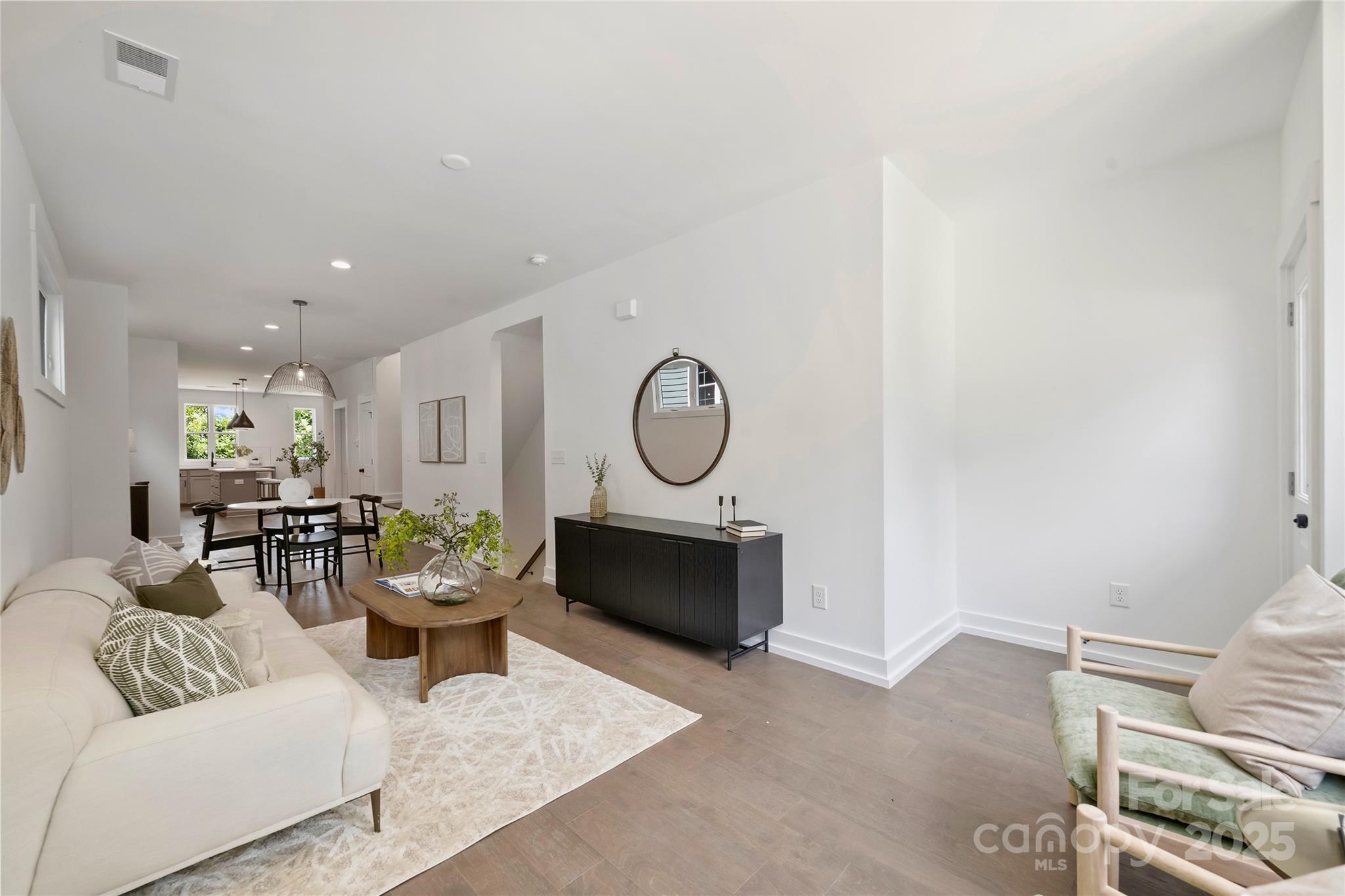 209 Coxe Avenue Charlotte NC 28208