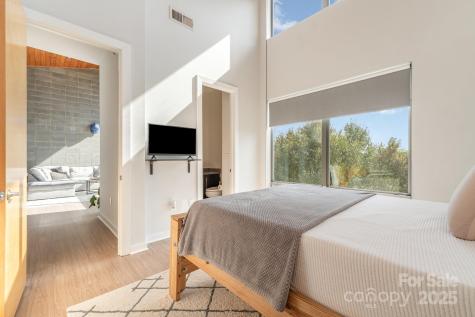 2116 Mcclintock Road Charlotte NC 28205