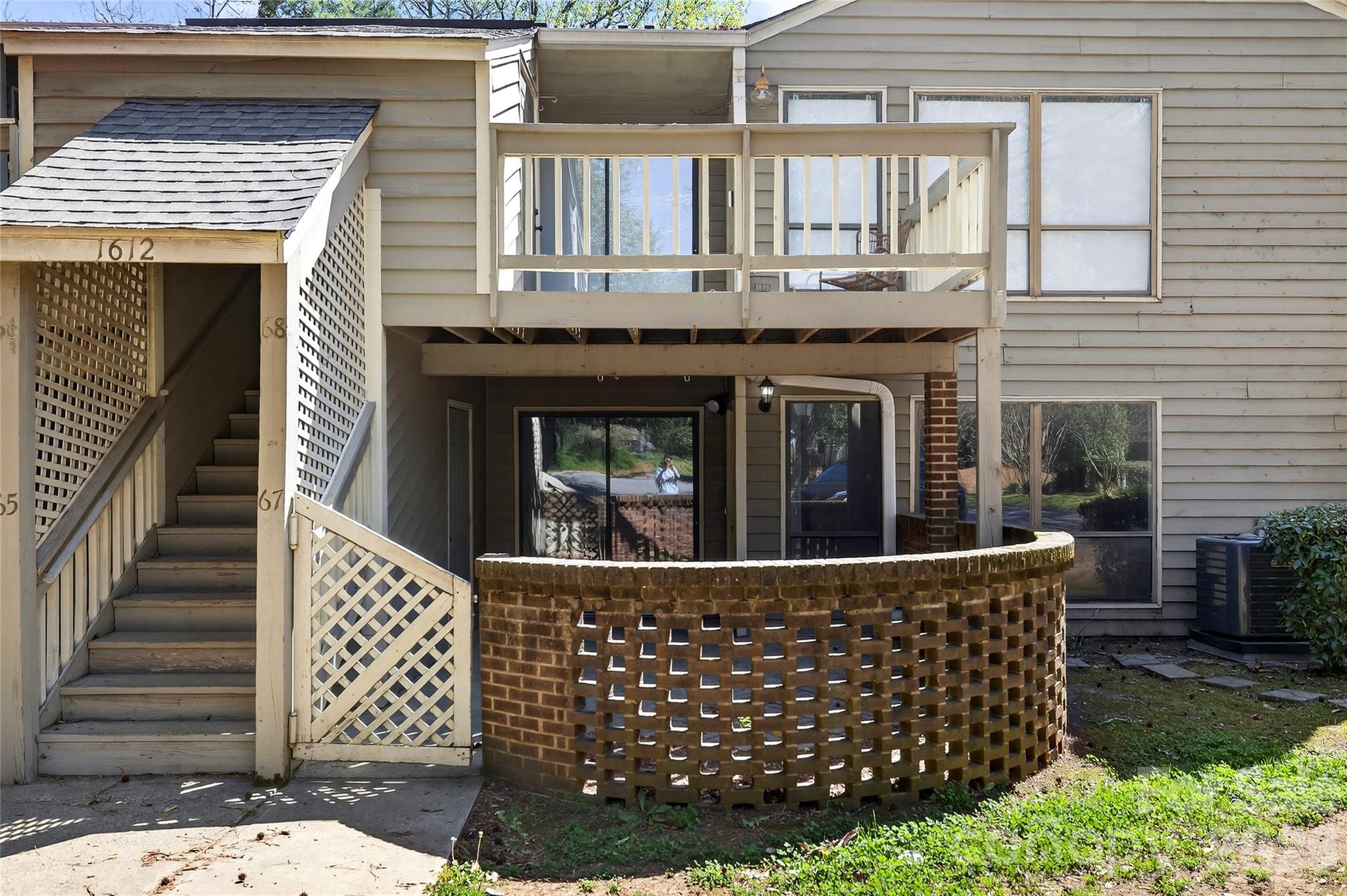 1612 Sharon Road W Charlotte NC 28210