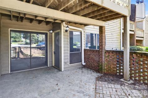1612 Sharon Road W Charlotte NC 28210