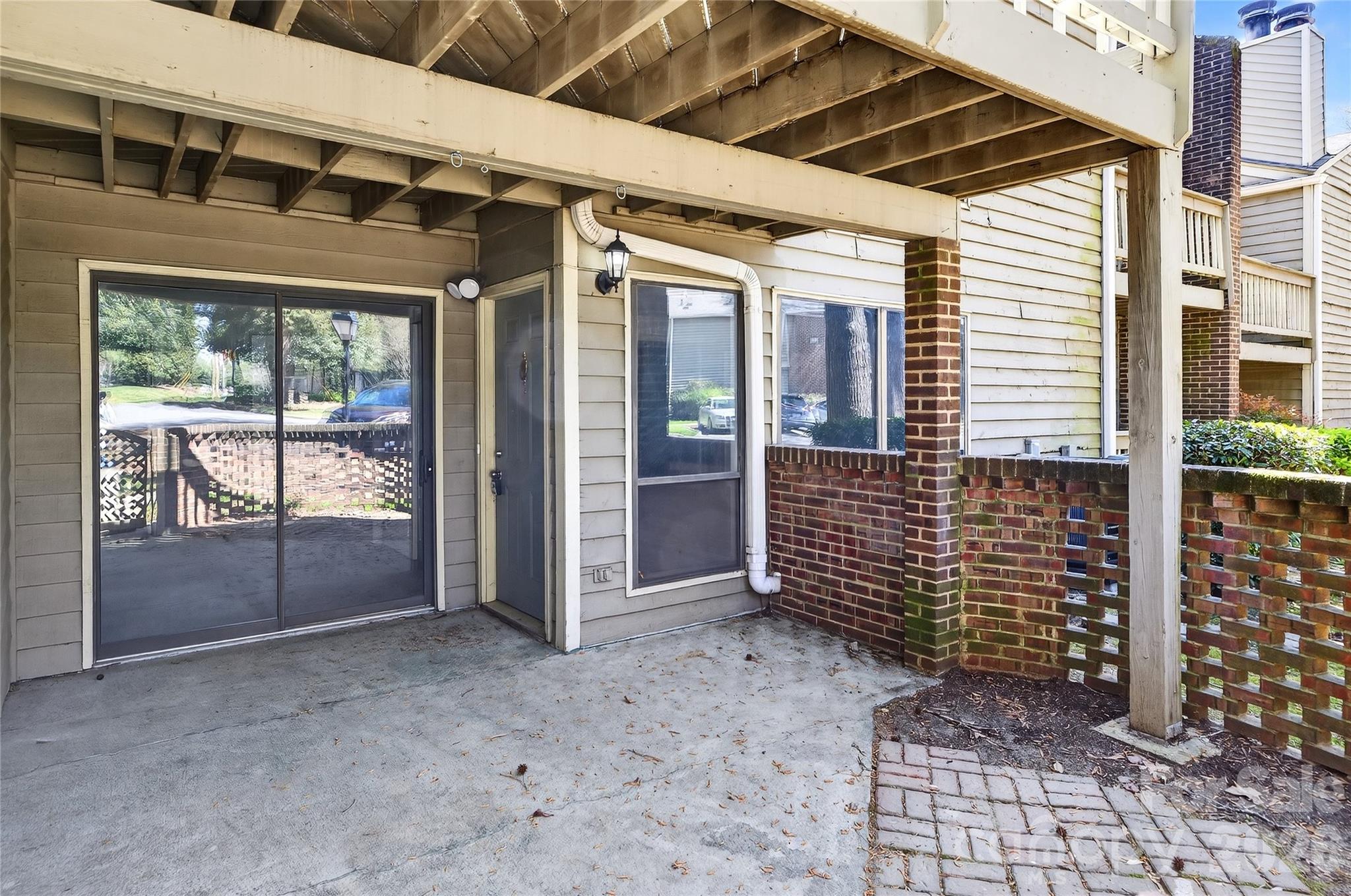 1612 Sharon Road W Charlotte NC 28210
