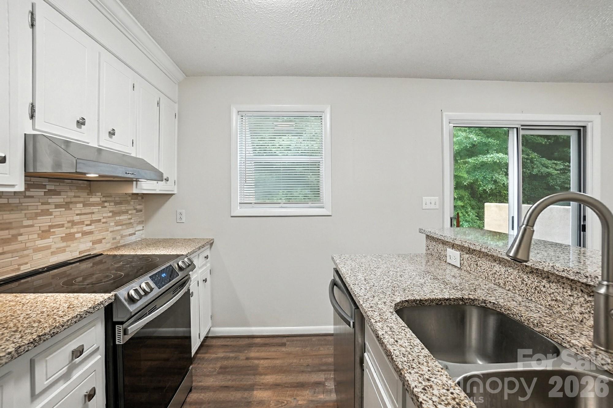 1101 Surry Lane Gastonia NC 28054