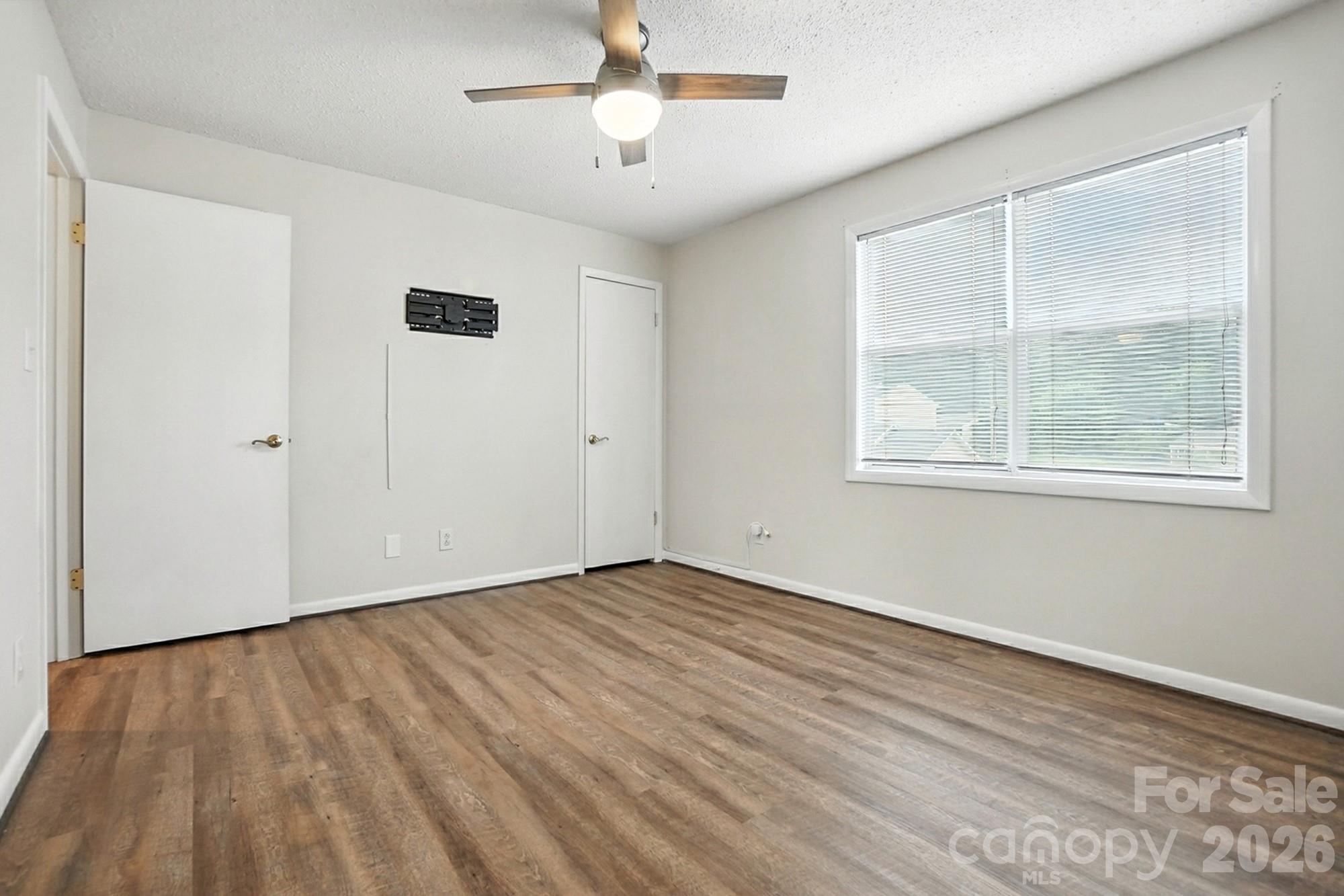 1101 Surry Lane Gastonia NC 28054
