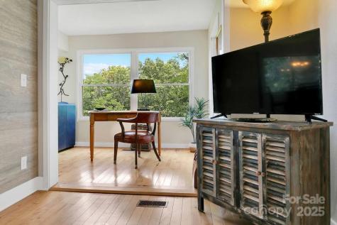 216 Tinequa Drive Brevard NC 28712