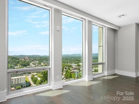 7 Patton Avenue Asheville NC 28801