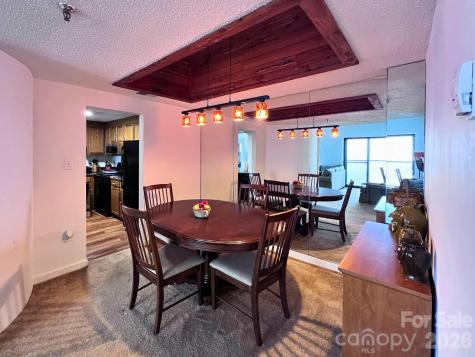 303 Sugar Top Drive Sugar Mountain NC 28604
