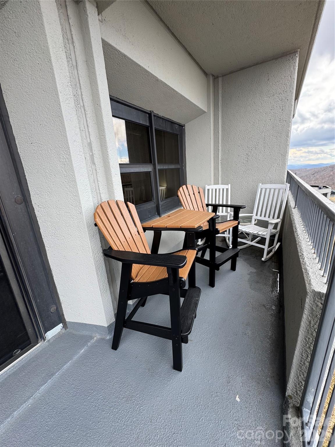 303 Sugar Top Drive Sugar Mountain NC 28604