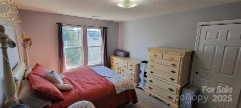 2306 Deermouse Way Hendersonville NC 28792