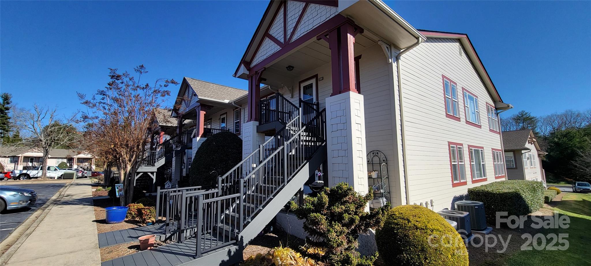 2306 Deermouse Way Hendersonville NC 28792