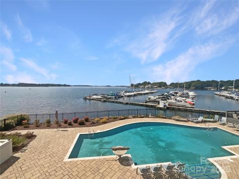 17931 Kings Point Drive Cornelius NC 28031