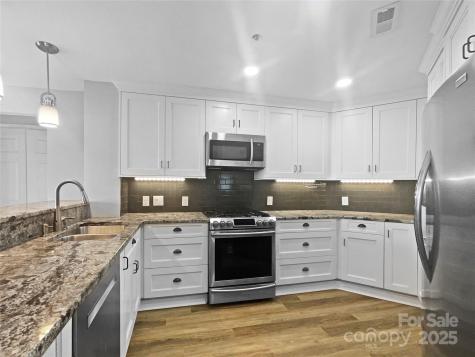 17931 Kings Point Drive Cornelius NC 28031