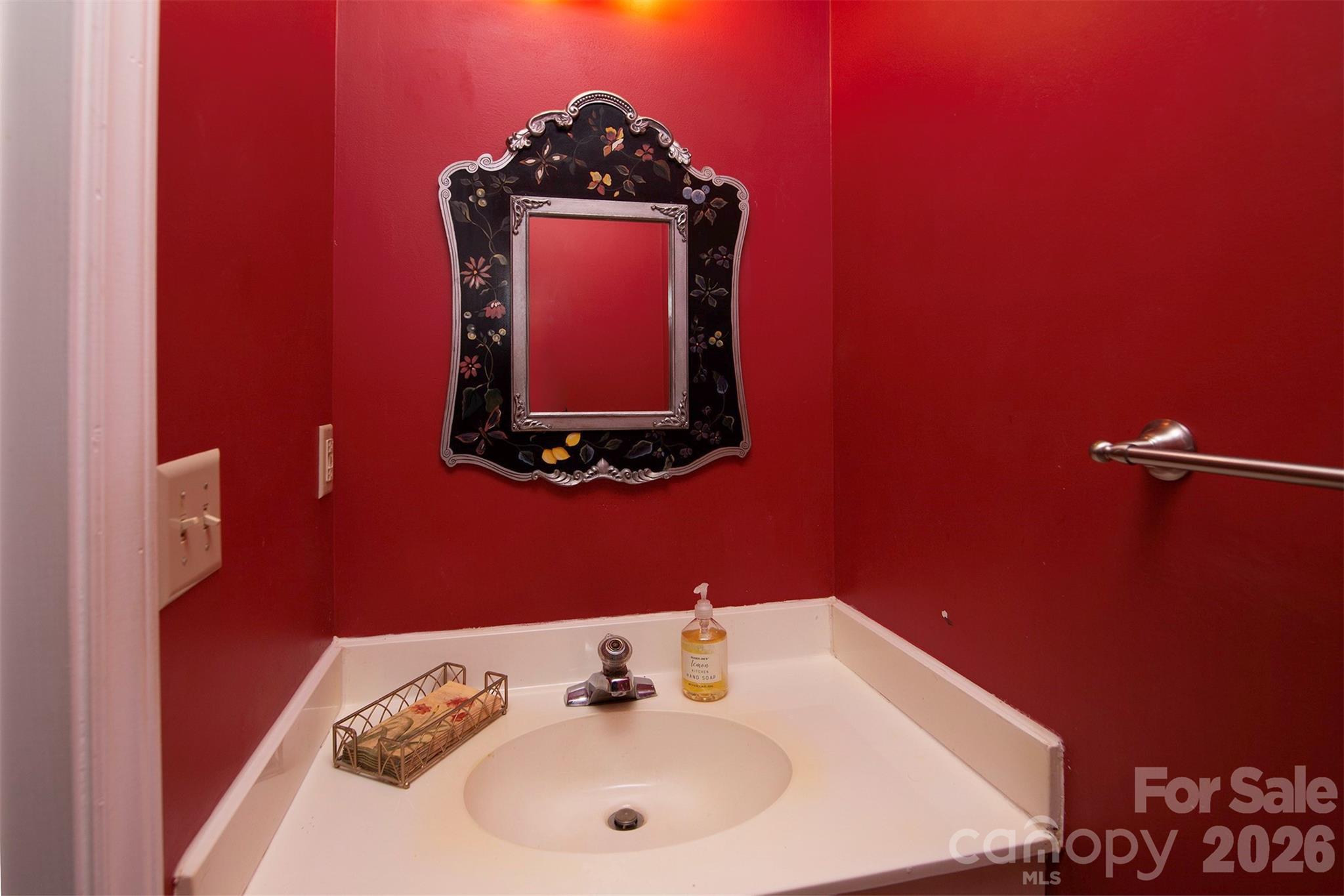 6116 Heath Ridge Court Charlotte NC 28210