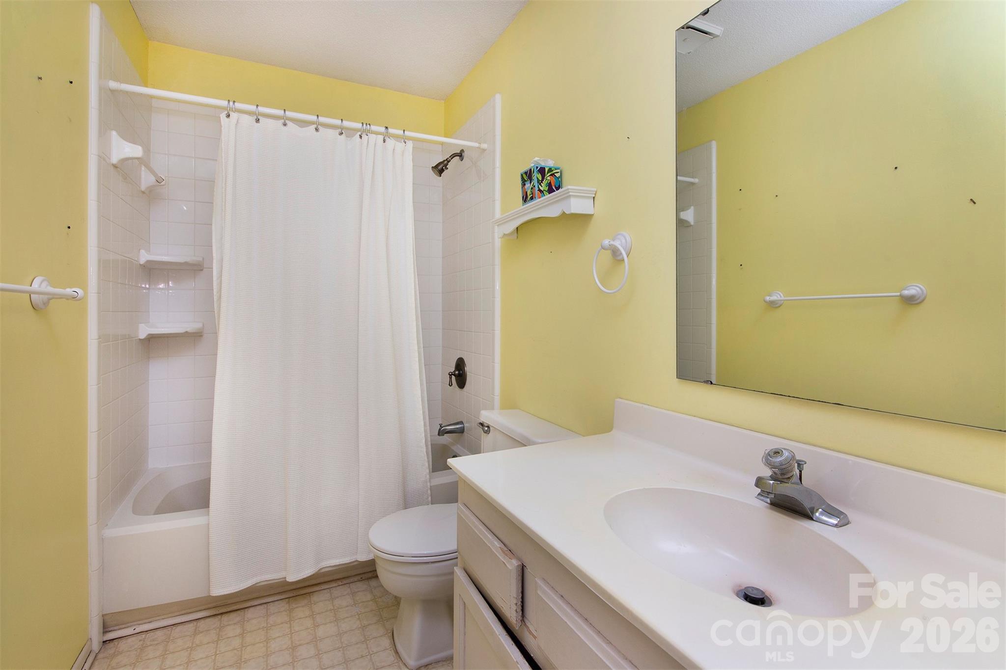 6116 Heath Ridge Court Charlotte NC 28210