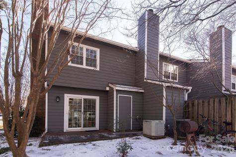 6116 Heath Ridge Court Charlotte NC 28210